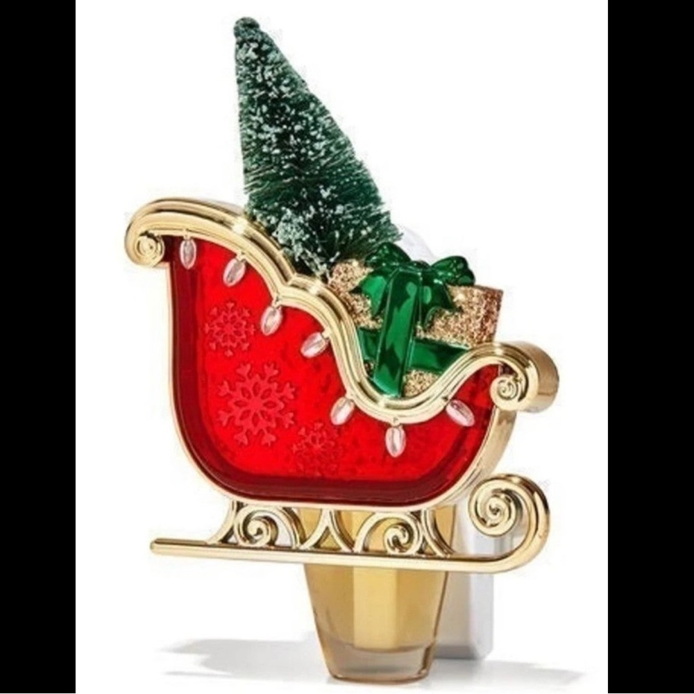 BBW White Barn Holiday Sleigh Nightlight Wallflower Fragrance Plug In